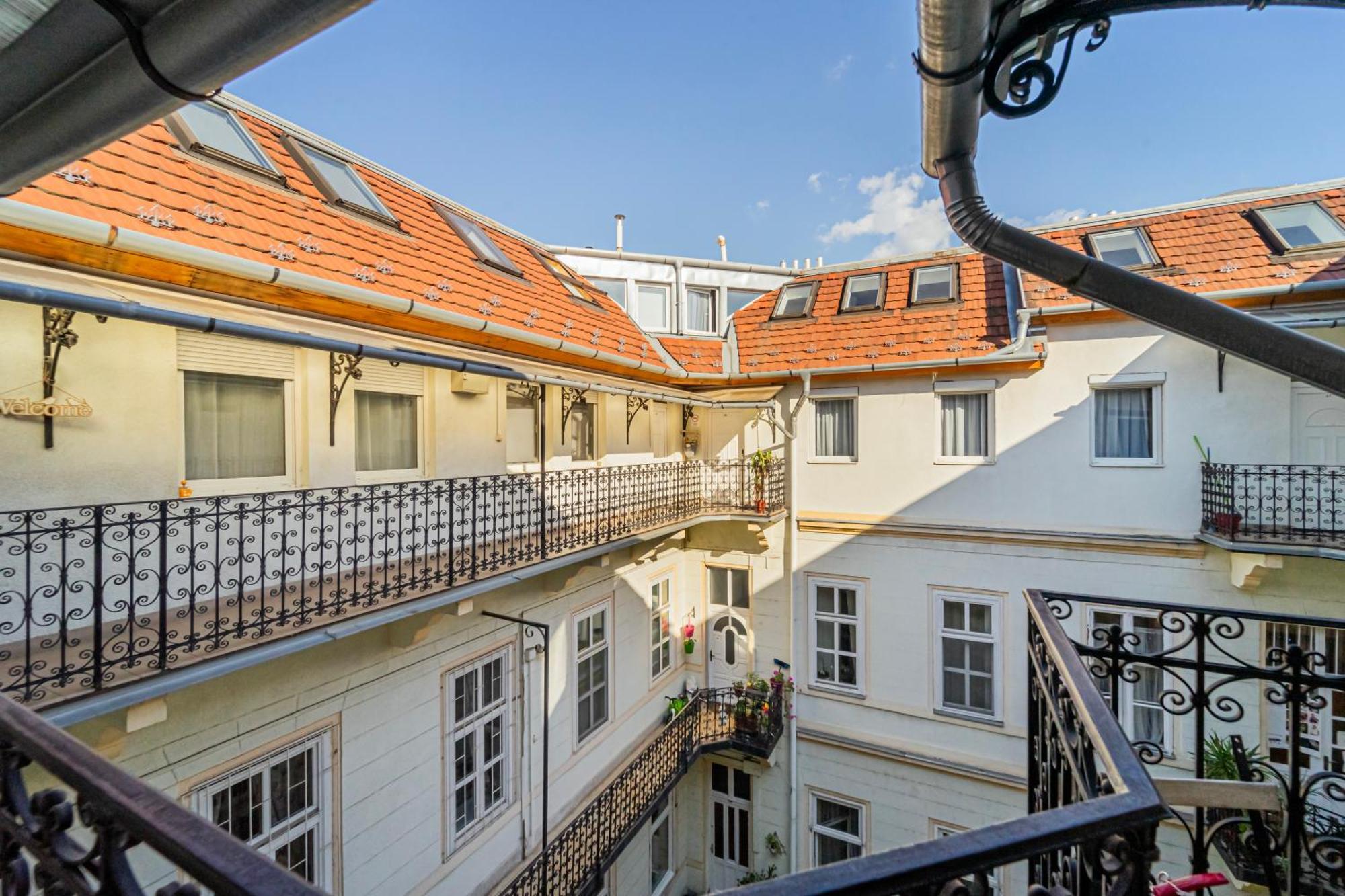 Exclusive & Central Duplex Residence By Prestige Homes Budapest Exterior foto